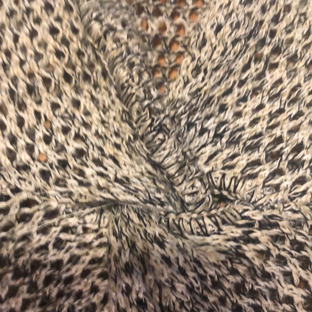NEW DIRECTION TUNIC - Picture 3 of 4